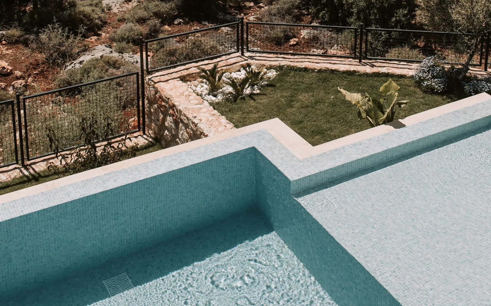 Bodrum'da Denize Sıfır Villa: Fiyatlar ve Yatırım (2026)