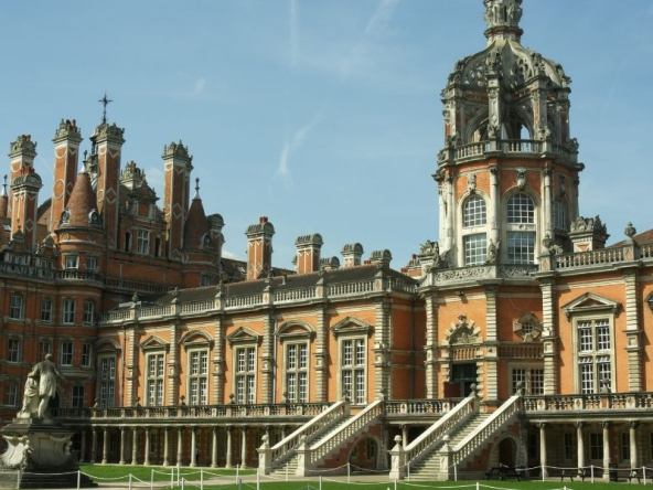 Londra'da Okullara Yakın En İyi Bölgeler Aileler İçin Rehber